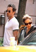 Jennifer Lopez & Alex OLoughlin - Filming The Back-Up Plan