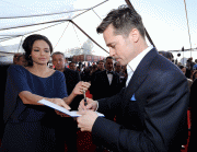 90c13765377427.gif